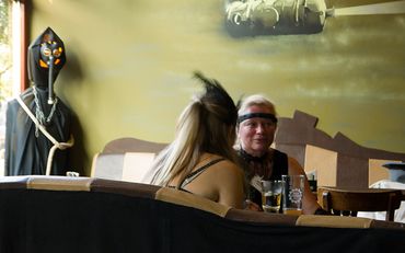 Silke als Adalaide Conman
